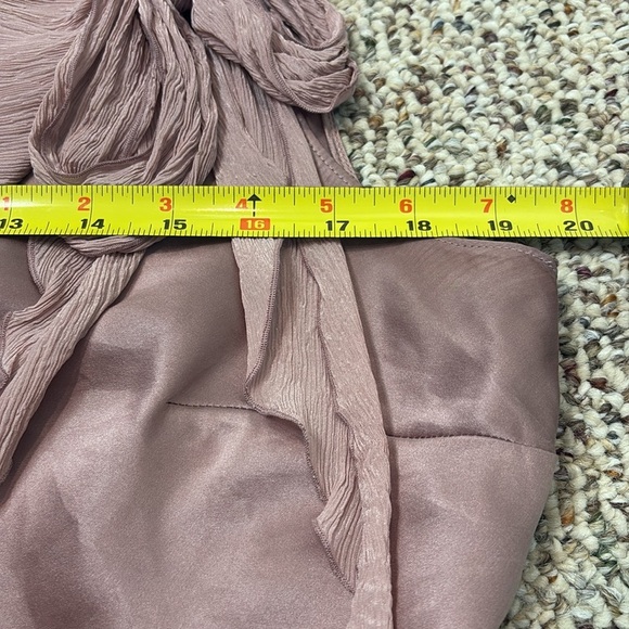 LOFT Light Mauve Silk Blouse with Bib Collar & Rhinestone Pin. 12P - Picture 9 of 11